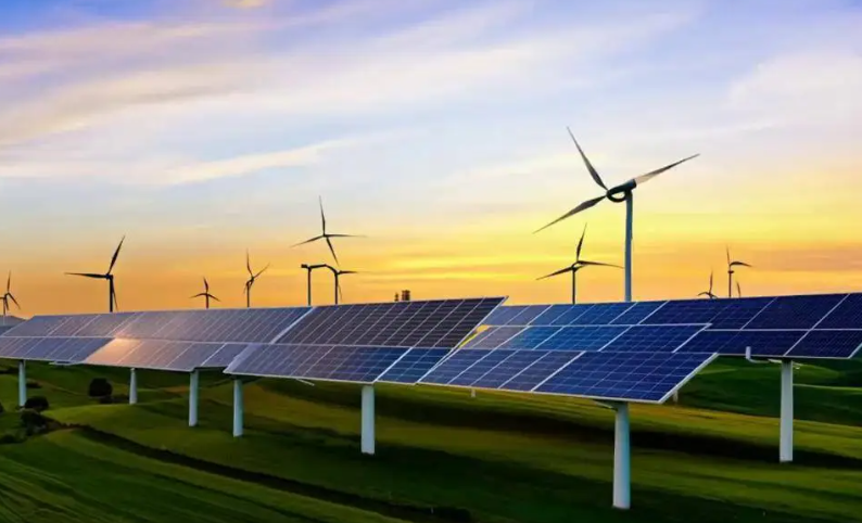 2035年国家自主贡献目标：锚定风电太阳能发电总装机雄心目标 推动新能源行业高质量发展